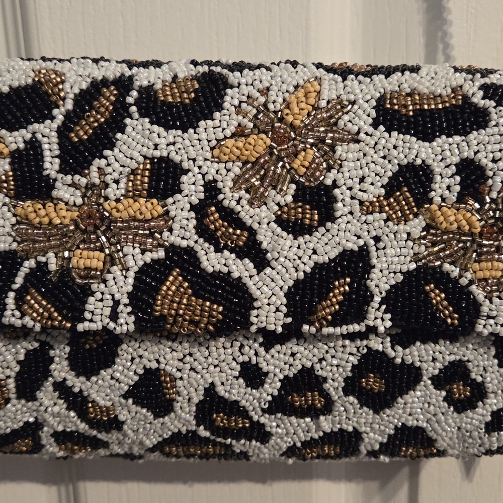 VIRAL Bee and Leopard/Cheetah PRINT Beaded Crossbody/Clutch/Purse Bag - NWT!! - Picture 4 of 8